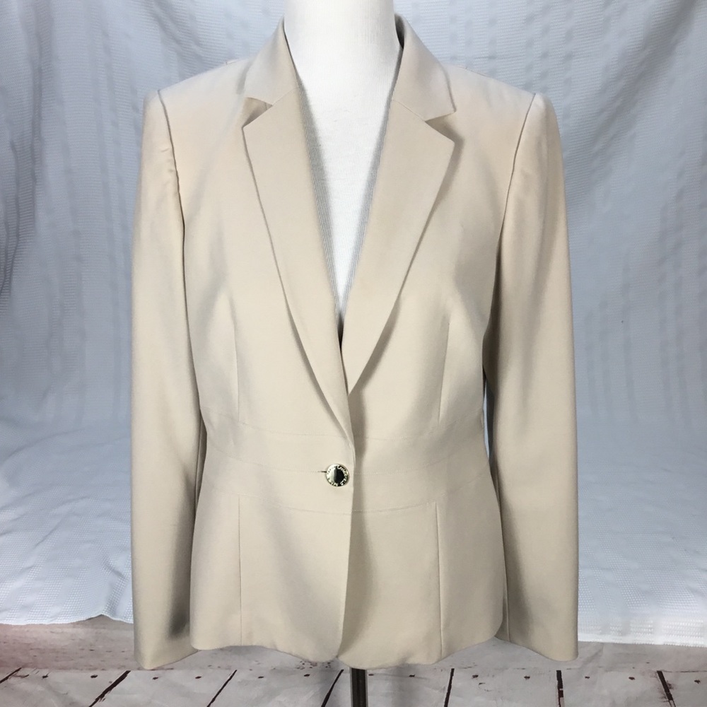 Karl Lagerfeld Paris 1 Button Tan Blazer Size 10
